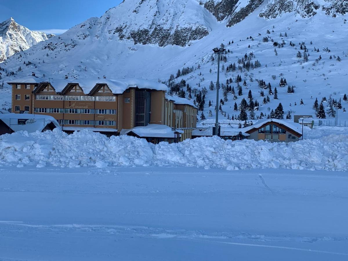 Grand Hotel Miramonti باسو ديل تونالي المظهر الخارجي الصورة